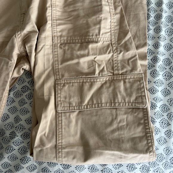 Abercrombie and Fitch Tan Cargo Trousers - Picture 3 of 8